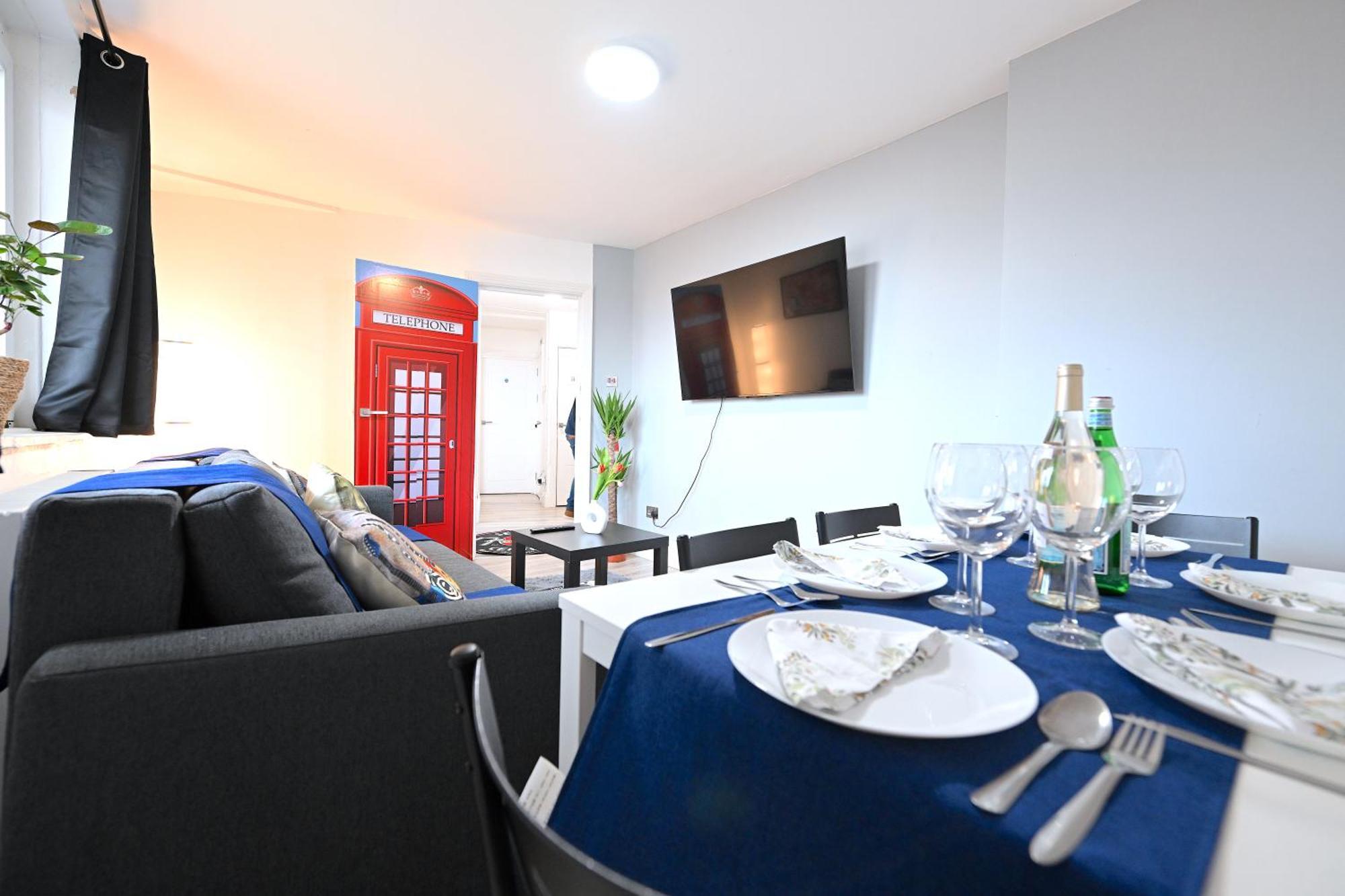 Superb 4 Bedroom Flat In The Heart Of Camden Town Londres Exterior foto