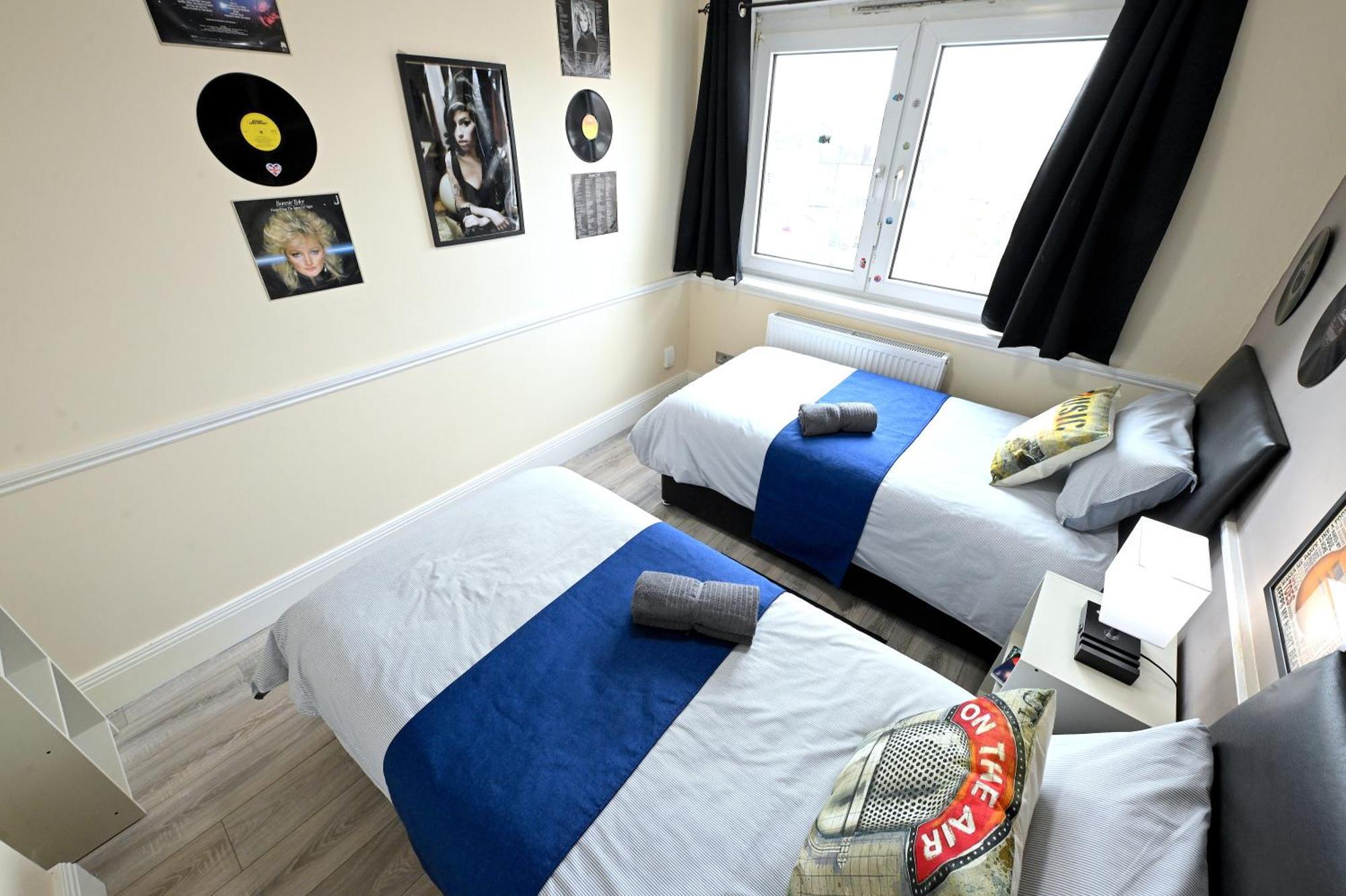 Superb 4 Bedroom Flat In The Heart Of Camden Town Londres Exterior foto
